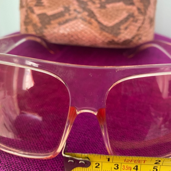 Oversized Pink sunglasses and pink snakeskin hard case - Picture 7 of 13
